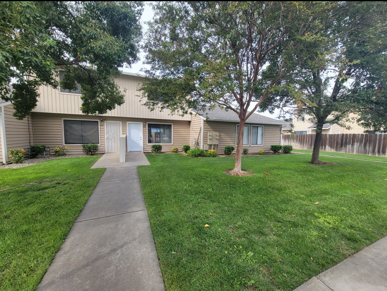 2BD Available for Rent!!!