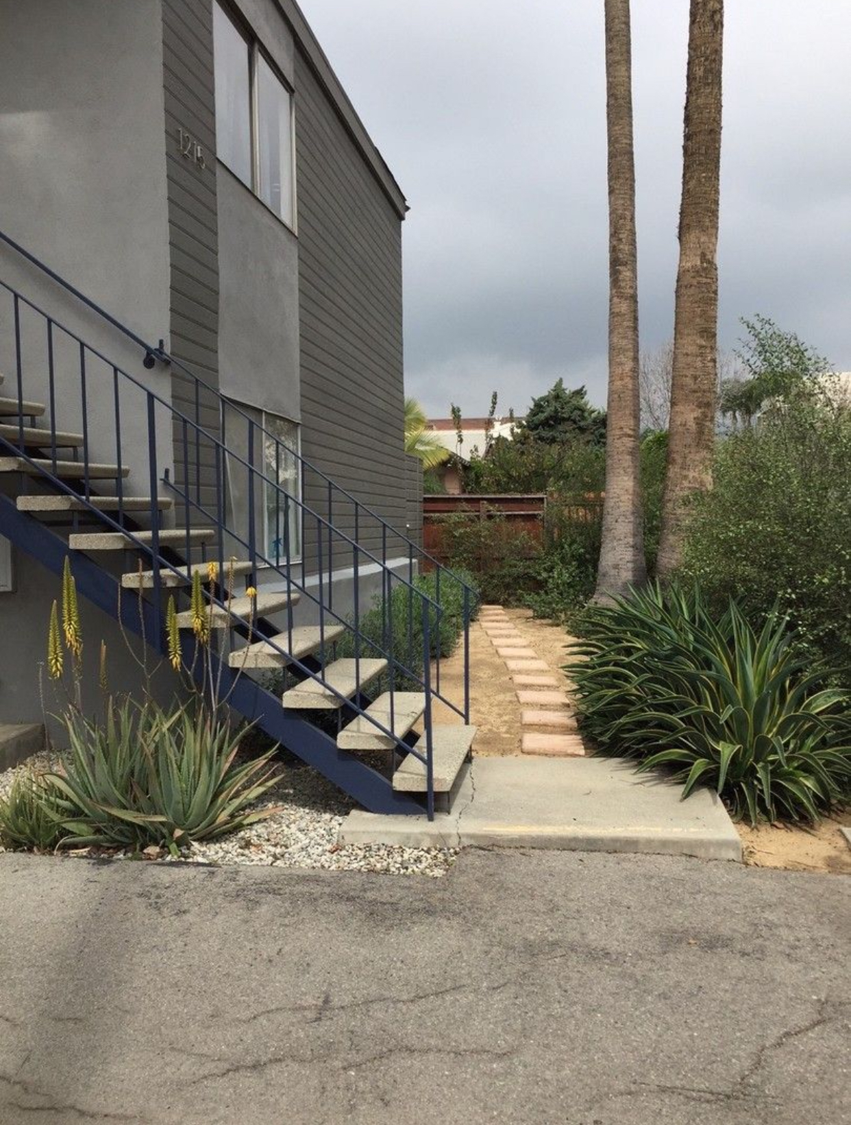 1BD is Available for Rent!!!